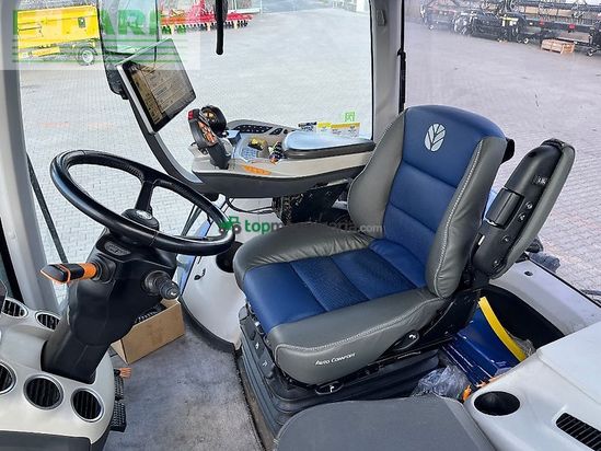 Tractor agrícola - New Holland - t 8.435 uc