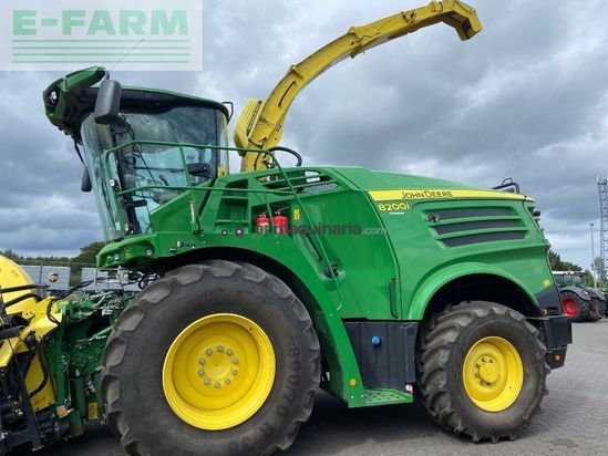Cosechadora de Cereal - John Deere - 8200 i allrad