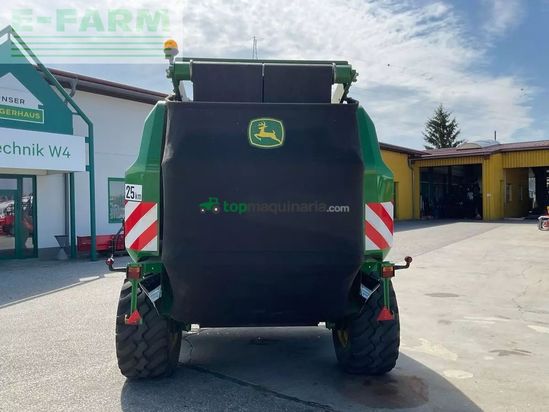 Empacadora gigant - John Deere - v461r hc25