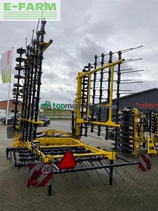 Grada rotativa -  - bednar striegel pro pn 9000 turbo skærsektion