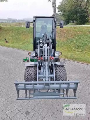 Minicargadora - Giant - g2300 hd