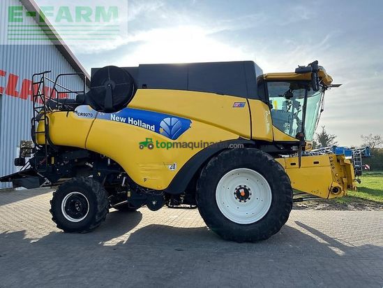 Cosechadora de Cereal - New Holland - cr 9070