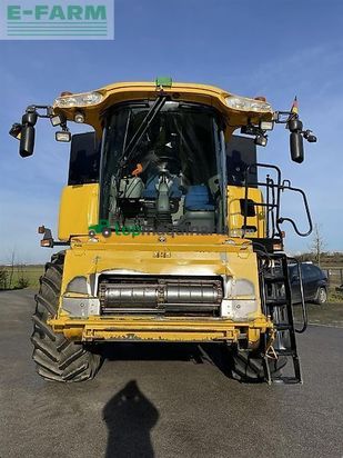 Cosechadora de Cereal - New Holland - cr 9080, 2150 trommelstunden