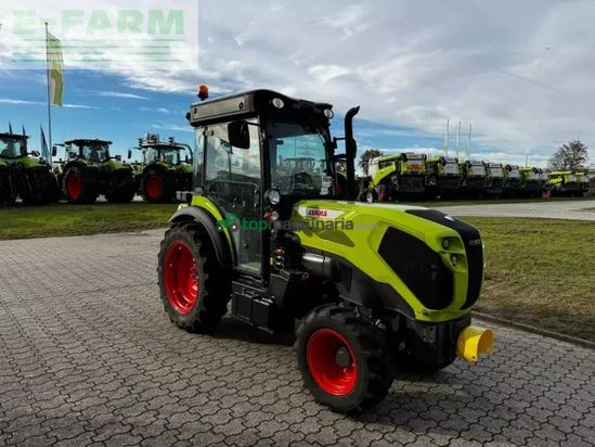 Tractor agrícola - Claas - nexos 220 s