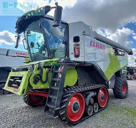 Cosechadora de Cereal - Claas - trion 750 terra trac