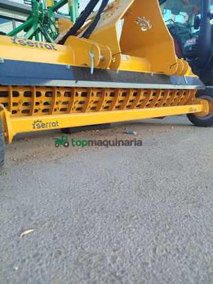 Trituradora SERRAT  Oli 450 t-2000