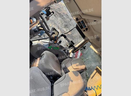 John Deere 6215R (2556470882)