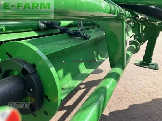 Empacadora gigant - John Deere - v461m - paket für rundballenpr