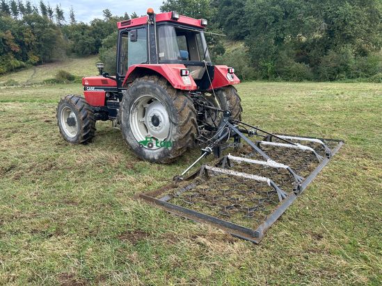 Aireador de praderas manual e hidráulico para tractor