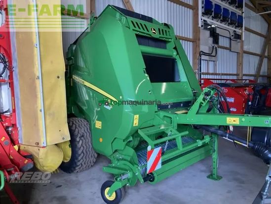 Empacadora gigant - John Deere - v461m