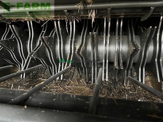 Empacadora gigant - Claas - variant 465 rc pro