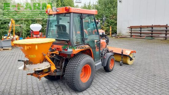 Tractor agrícola - Kubota - stv32