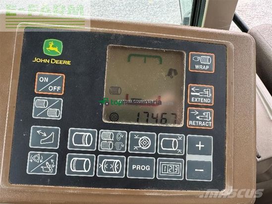 Empacadora gigant - John Deere - v461m