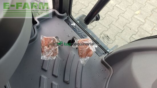 Tractor agrícola - Solis - 26 hst kabine neumaschine