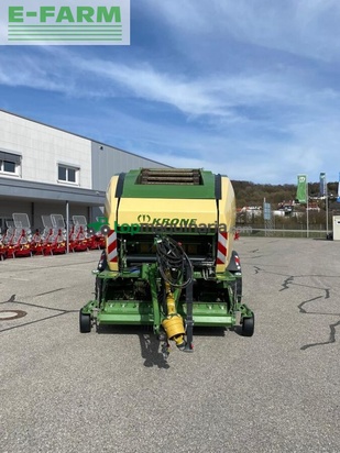 Empacadora gigant - Krone - comprima cv150xcplus
