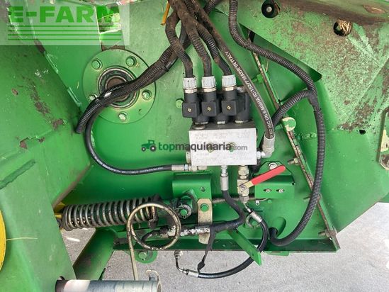 Empacadora gigant - John Deere - 592c