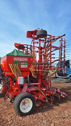 Sembradora  Gaspardo - PRIMAVERA 48 ROWS