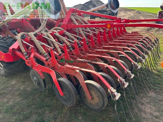 Sembradora - Pöttinger - terrasem r 3 artis