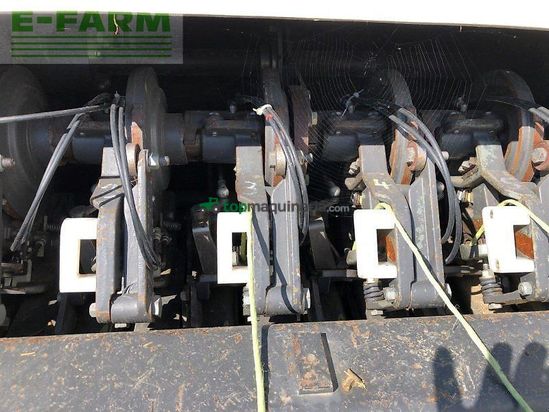 Empacadora gigant - Claas - quadrant 3400