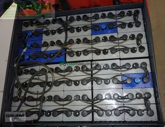 Elevadora - Linde - e 30/600 hl 387