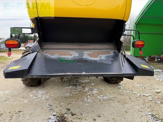 Cosechadora de Cereal - New Holland - cx 8070