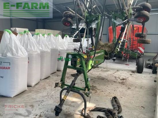 Rastrillo - Fendt - former 880