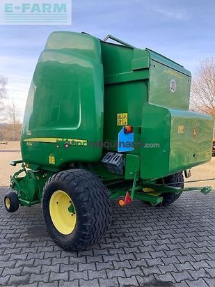 Empacadora gigant - John Deere - 864