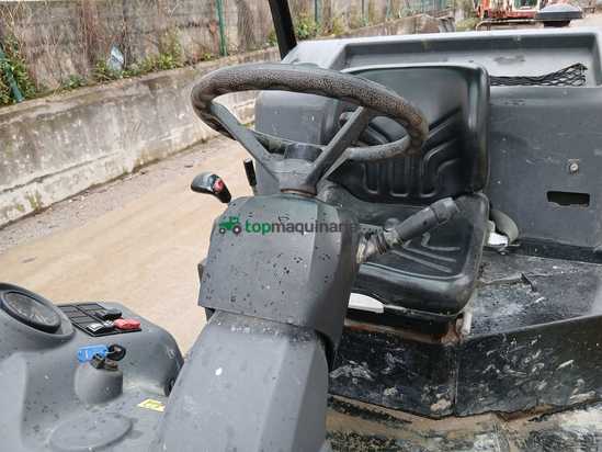 Carretillas industrial MANITOU MC18.2 D