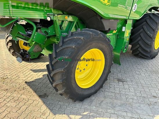 Cosechadora de Cereal - John Deere - t560