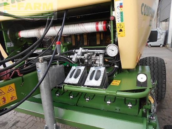 Empacadora gigant - Krone - rundballenpresse comprima v180xc