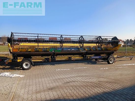 Cosechadora de Cereal - New Holland - cr 8.80