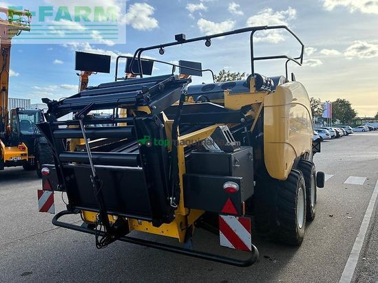 Empacadora gigant - New Holland - bigbaler 1270 rc+