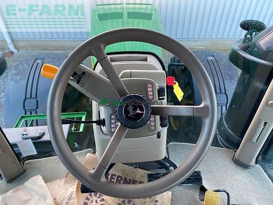 Tractor agrícola - John Deere - 8400r