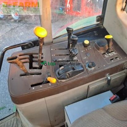 Tractor agrícola - John Deere - 6520