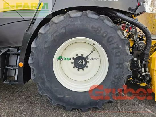 Cosechadora de Cereal - New Holland - fr 650