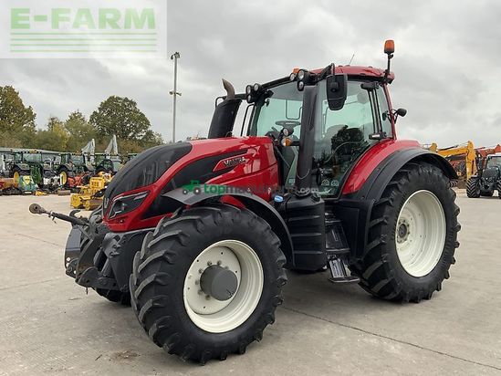 Tractor agrícola - Valtra - t254 versu tractor (st24771)