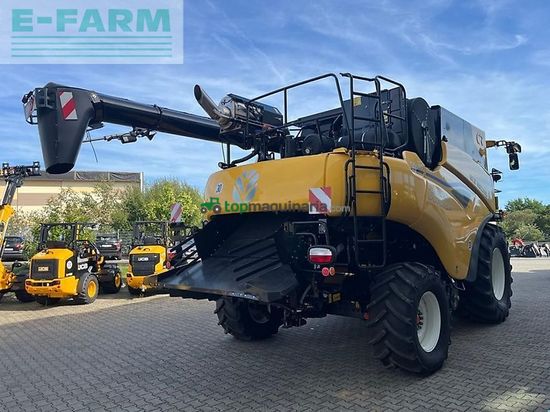 Cosechadora de Cereal - New Holland - cr 7.90 allrad