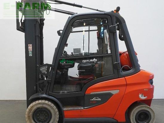 Elevadora - Linde - h 30 t 1202
