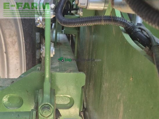 Empacadora gigant - Krone - comprima cv 150 xc plus