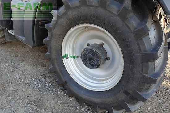 Tractor agrícola - JCB - hmv