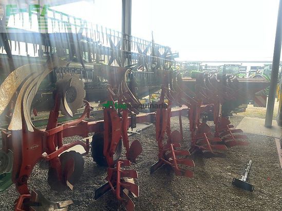 Arado - Kuhn - vari master 123