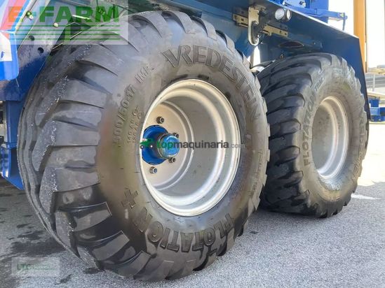 Empacadora gigant - John Deere - 960