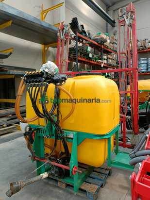 Pulverizador suspendido BENAVIDES - TITAN 1200 L