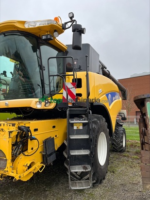 Cosechadora de Cereal - New Holland - NEW HOLLAND CR980