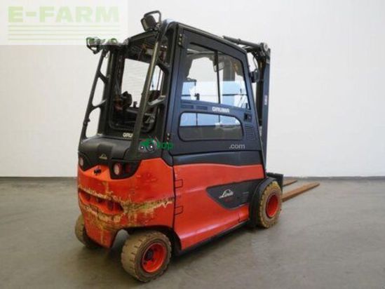 Elevadora - Linde - e 35 hl 387