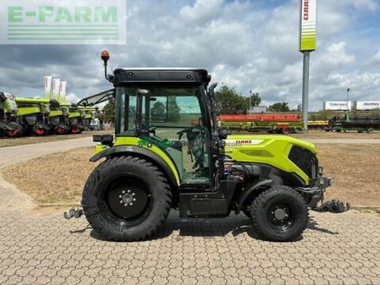 Tractor agrícola -  - nexos 220 s