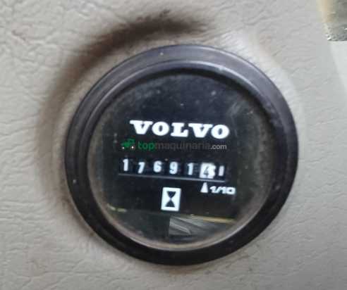 Excavadora VOLVO EW180D