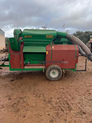 ASPIRADORA/ LIMPIADORA DE ACEITUNA  MODELO Facma Cimina 350