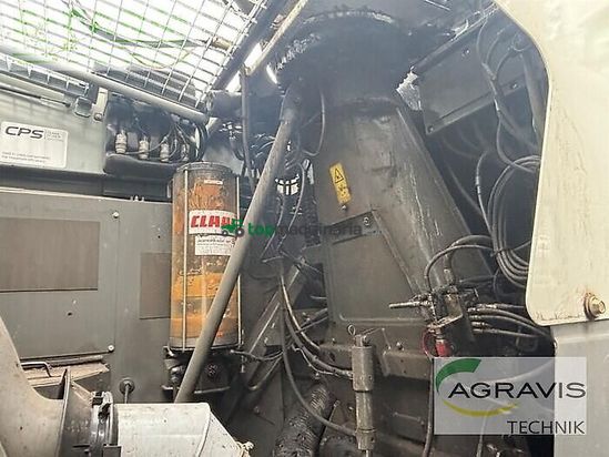 Cosechadora de Cereal - Claas - jaguar 950 + orbis 750 + pu 300