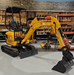 Miniexcavadora - MB CDM6016